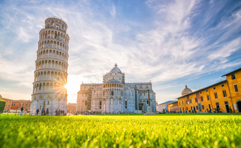 Pisa-piazza-dei-miracoli